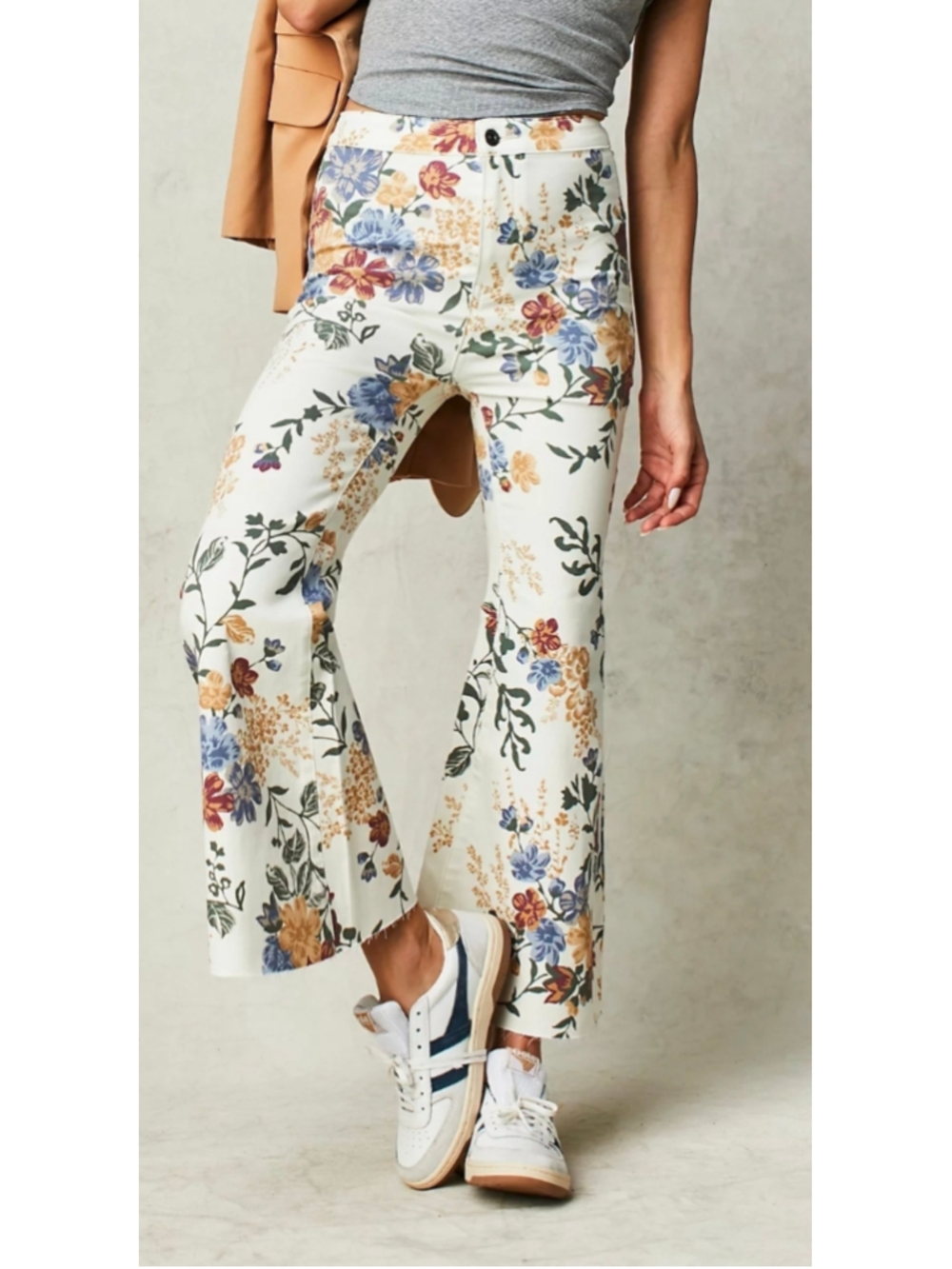 We The Free Youthquake Printed Crop Flare Jeans Size 26